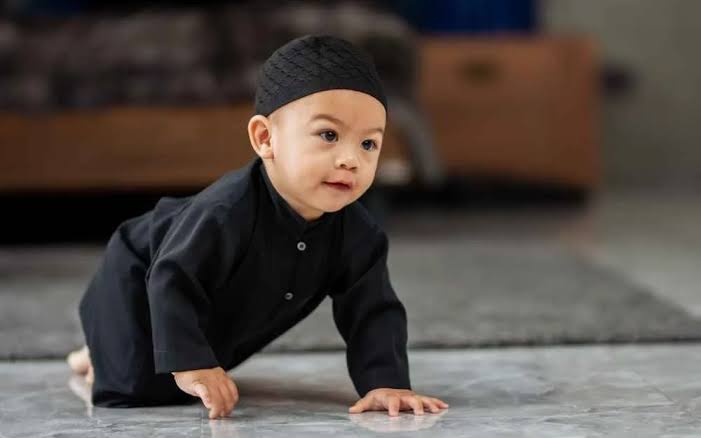bayi laki muslim