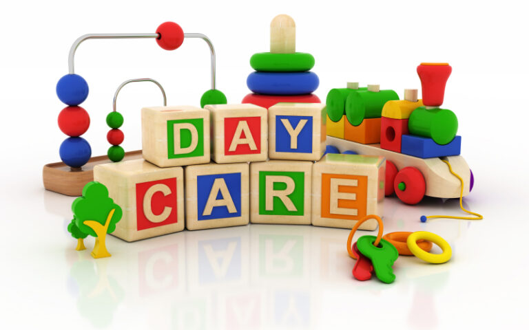 Perlukah Anak Ikut Daycare? Kenali Plus Minusnya Sebelum Memutuskan